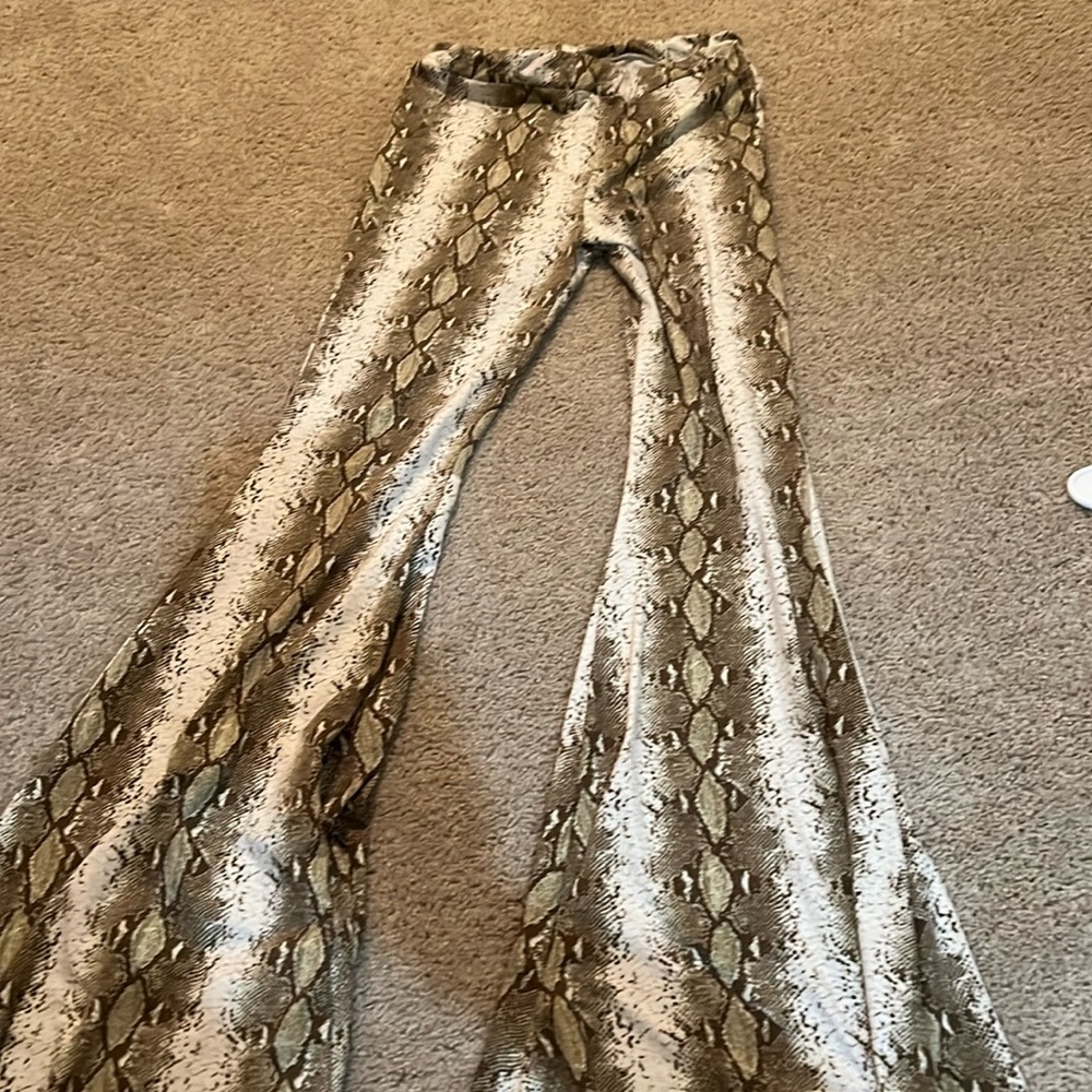 Snake print bell bottoms back pockets